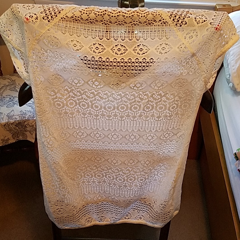 Blouse - Picture 2 of 3